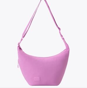 BEIS Crescent Catchall In Berry